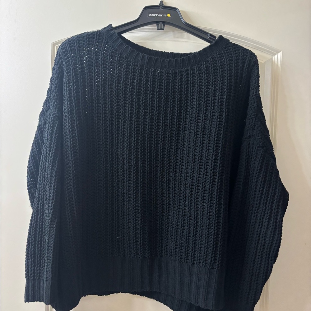 American Eagle Outfitters Women's Black Crew Neck Sweater